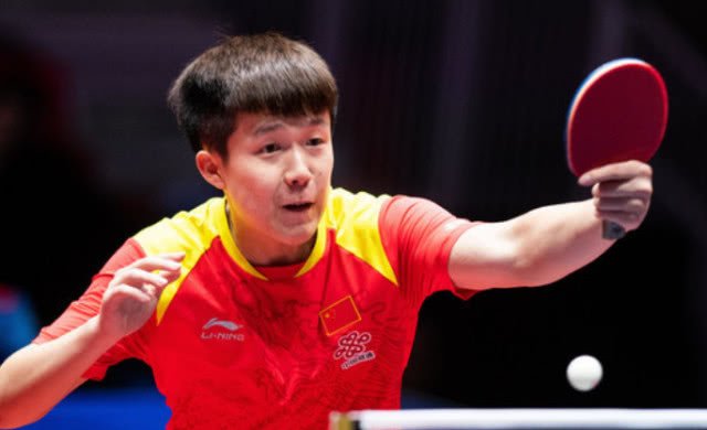 背景与表现 背景与表现